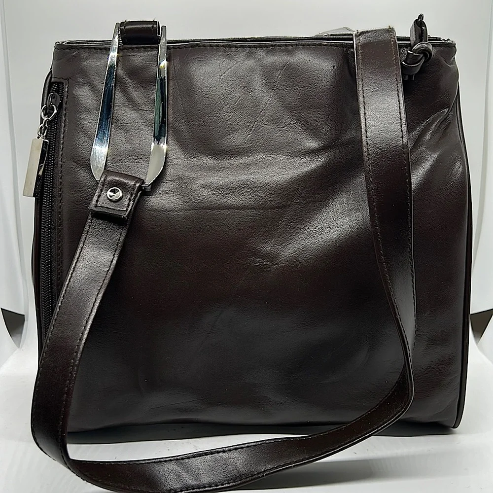 Vittoria Buttery Soft Dark Brown Leather Shoulder Bag Handbag Purse 🌺🌺 - Picture 1 of 6